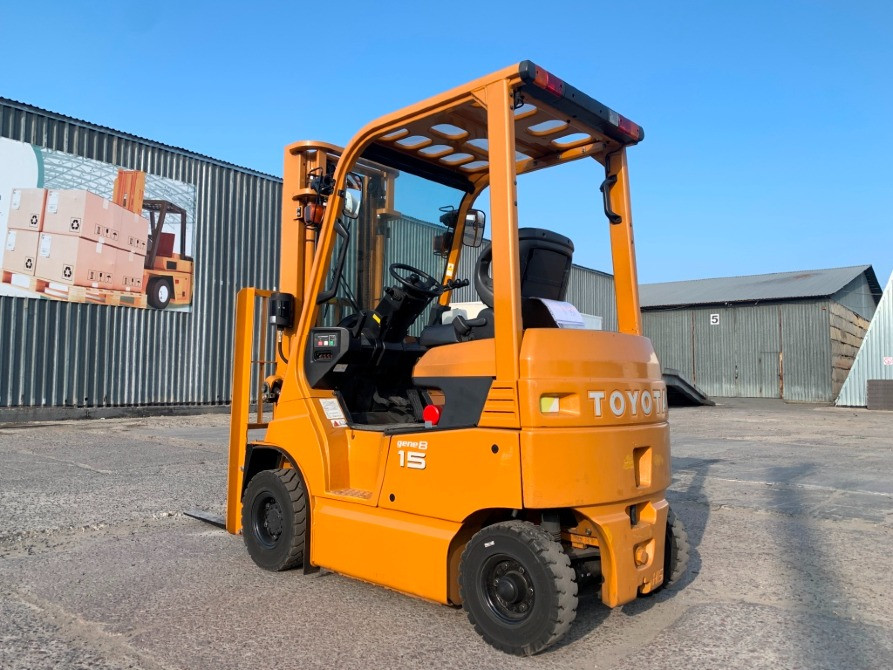 Вилковий електронавантажувач Toyota з напівкабіною, випуск кінець 2020 року Модель: 8FB15 Одеса - зображення 4