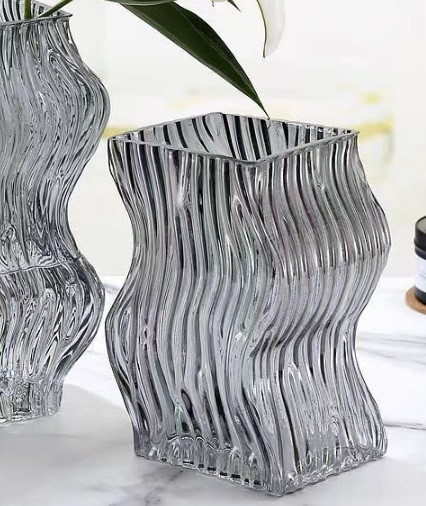 Ваза для квітів 14188 10.5х12.5х20 см чорна Київ - зображення 1