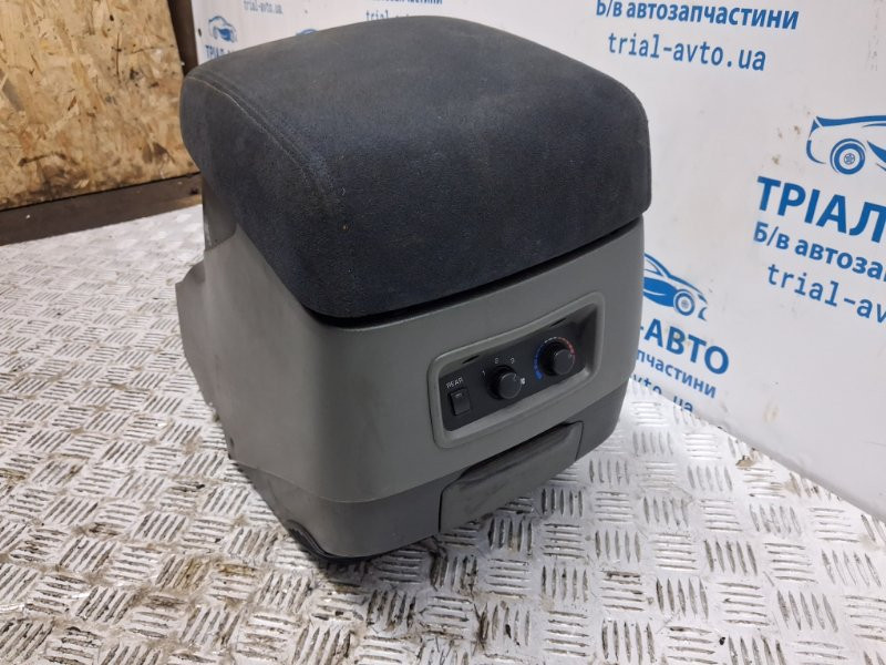 Подлокотник Mitsubishi Pajero Wagon 1999-2006 MR550489 (Арт. 71091) Київ - зображення 3