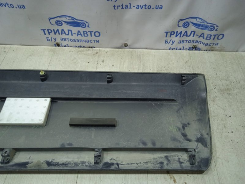 Накладка двери Mitsubishi Pajero Wagon 4 3.2 ДИЗЕЛЬ 4M41 2006 перед. лев. (б/у) Київ - зображення 2