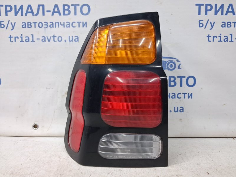 Фонарь задний внешний левый Mitsubishi Pajero Sport K9 3.0 БЕНЗИН 6G72 1996 (б/у) Киев - изображение 1
