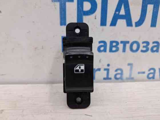 Кнопка стеклоподъемника SsangYong Actyon 2005-2010 8584031000HCH (Арт. 76351) Київ