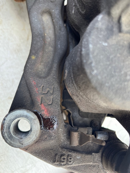 Суппорт передний правый Infiniti FX S50 3.5 БЕНЗИН VQ35DE 2002 (б/у) Киев - изображение 5