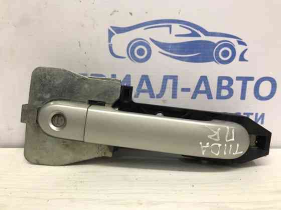 Ручка двери внешняя передняя правая Nissan Tiida C11 1.6 БЕНЗИН HR16 2004 (б/у) Київ
