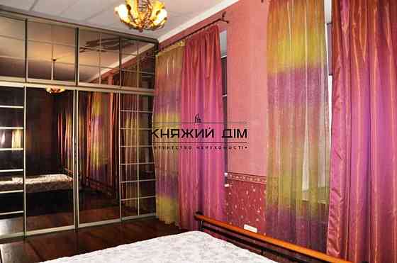 БЕЗ КОМІСІЇ! Здається 2-х к. Кв в царському будинку м.Площа Українських Героїв Код об'єкта: № 114163 Київ