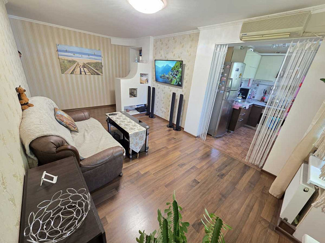 продажа 3-к квартира Днепр, Индустриальный, 45000 $ Дніпро - зображення 1