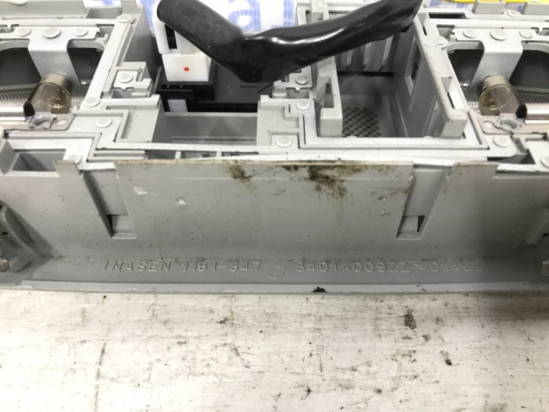 Плафон передний Mitsubishi ASX 2010- 8401A009ZZ (Арт. 48453) Киев - изображение 3