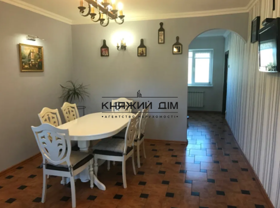 Продам теплий та затишний будинок у с. Віта-Поштова. №228908 Київ