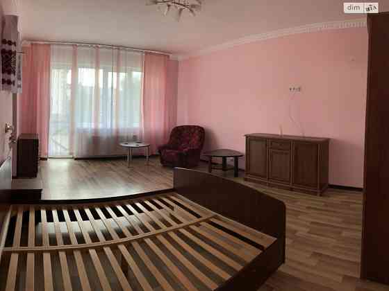 Продаж 3 поверхового таунхауса у м. Чернівці Чернівці