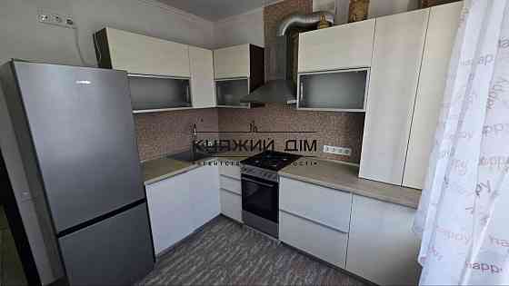 Без комісії! Продаж роздільної 2-х к. квартири на Печерську м. Арсенальна. № 21147452 Київ