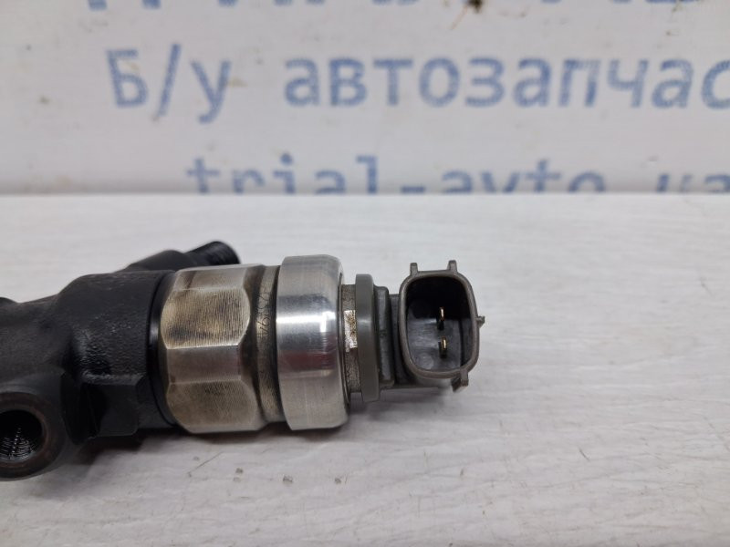 Форсунка топливная Mitsubishi L200 KB 2.5 DIESEL 4D56 2006 (б/у) Київ - зображення 3