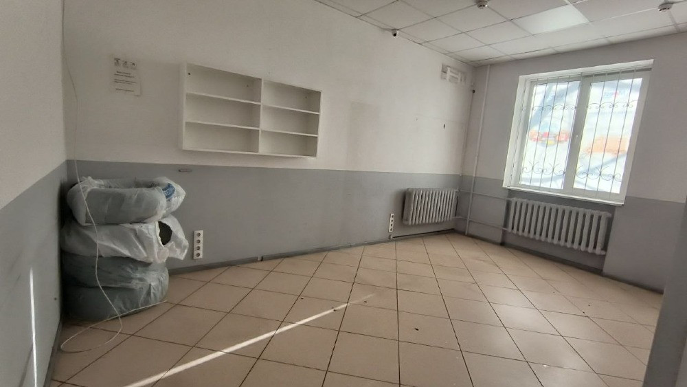 Оренда приміщення 44 кв. м, нежитлове, 1 поверх, пр. Гагаріна 2/35 (Дарницька пл.) Киев - изображение 1