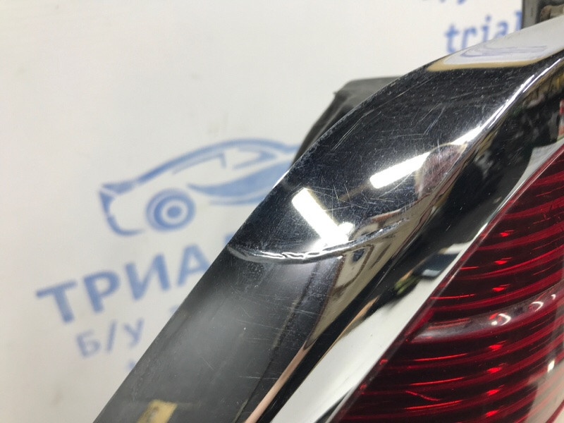 Фонарь задний внешний левый Mitsubishi Pajero Wagon 3 3.2 ДИЗЕЛЬ 4M41 1999 (б/у) Киев - изображение 4