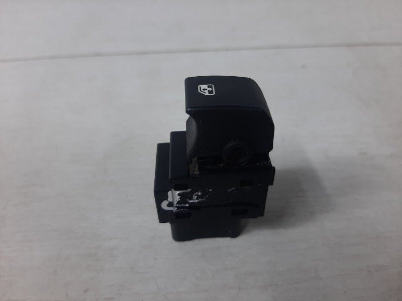 Кнопка стеклоподъемника Kia Ceed ED 1.4 БЕНЗИН G4FA 2006 (б/у) Киев - изображение 2