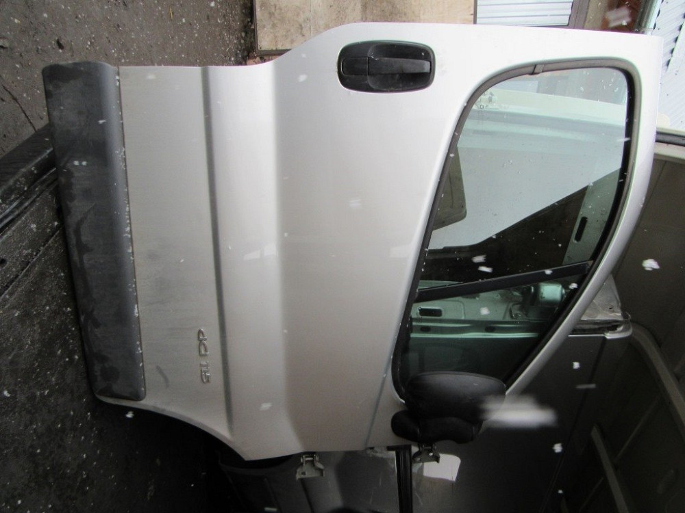 Дверь передняя Renault Trafic 2001-2013 Ковель - изображение 10