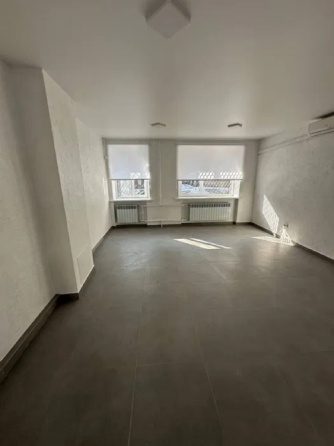 Поділ,вул Набережно-Хрещатицька 33, приміщення 52м Київ