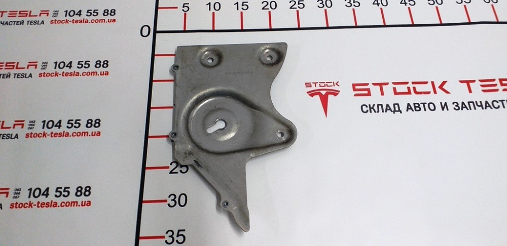 Пластина заднего подрамника левая Tesla model S 6008492-00-B Київ - зображення 1