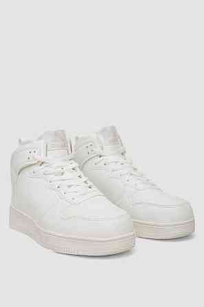 Кросівки чоловічі зимові на хутрі білі | Нові | 41-45 р. Одесса