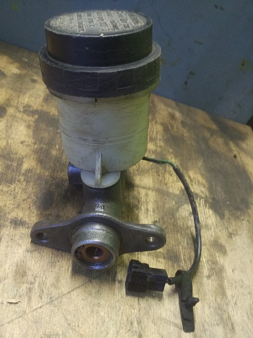 Головний тормозний циліндр Mb316247 Міцубісі Галант 86г.в. оригінал Винница - изображение 4