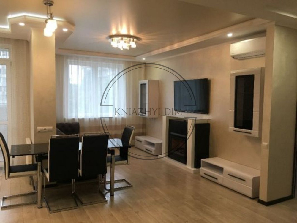 Простора, комфортна 3-х к. Кв. біля ст. м. Політехнічний інститут. № 11153130 Киев - изображение 4