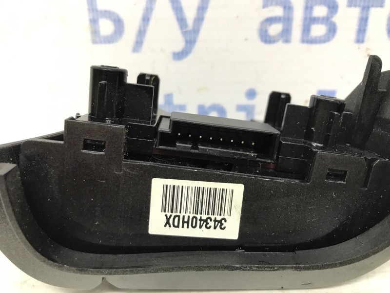 Кнопки руля SsangYong Korando C200 2.0 DIESEL 2010 прав. (б/у) Київ - зображення 3