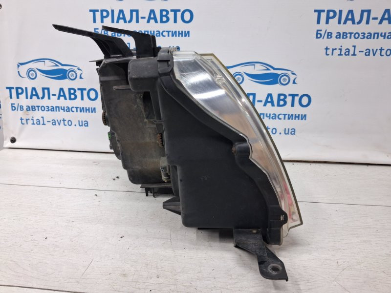 Фара левая галоген Mitsubishi Pajero Wagon 4 3.2 ДИЗЕЛЬ 4M41 2006 (б/у) Киев - изображение 7