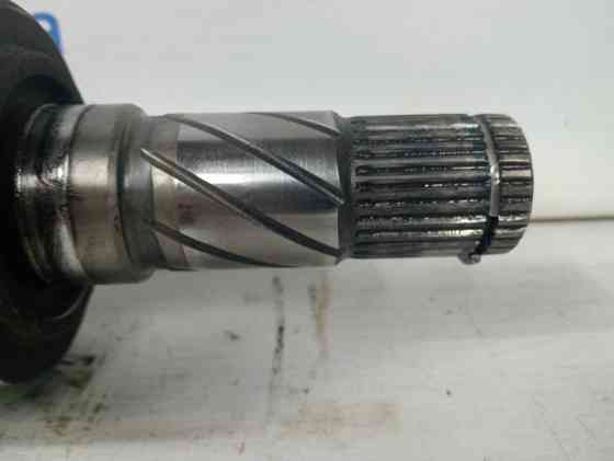 Привод передний левый Kia Sorento BL 2.5 DIESEL D4CB 2002 (б/у) Киев