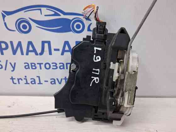 Замок двери передний правый Mitsubishi Lancer 9 1.6 БЕНЗИН 4G18 2003 (б/у) Киев