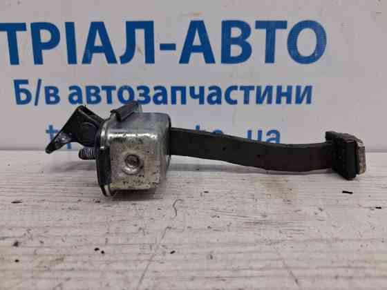 Ограничитель двери передний правый Kia Sportage 2015-2022 79390F1000 (Арт. 70789) Київ