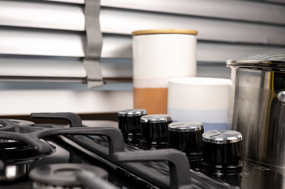 Газовая варочная поверхность GRUNHELM GPG161B (4 конфорки, чугун. газ контроль) 116371 Киев - изображение 6