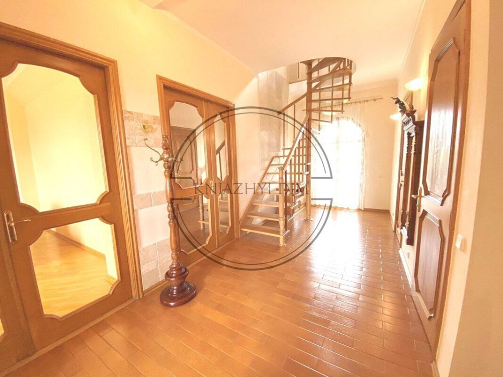 Оренда 3-х. кім. кв.-студіо в Центрі міста.м. Площа Українських Героїв . Код:11202754 Київ - зображення 4