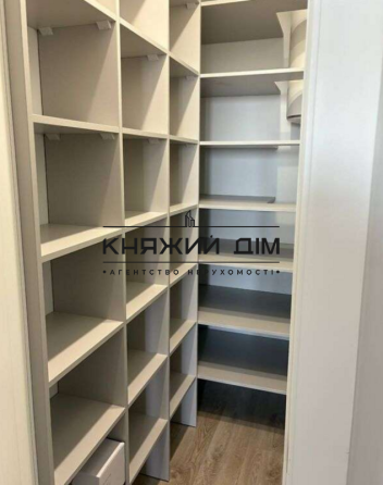 Є Генератор! Оренда студії ЖК Славутич Київ