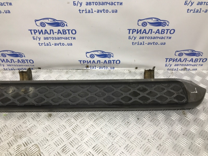 Подножка Nissan Pathfinder R51 2.5 DIESEL YD25DDTI 2004 лев. (б/у) Киев - изображение 3