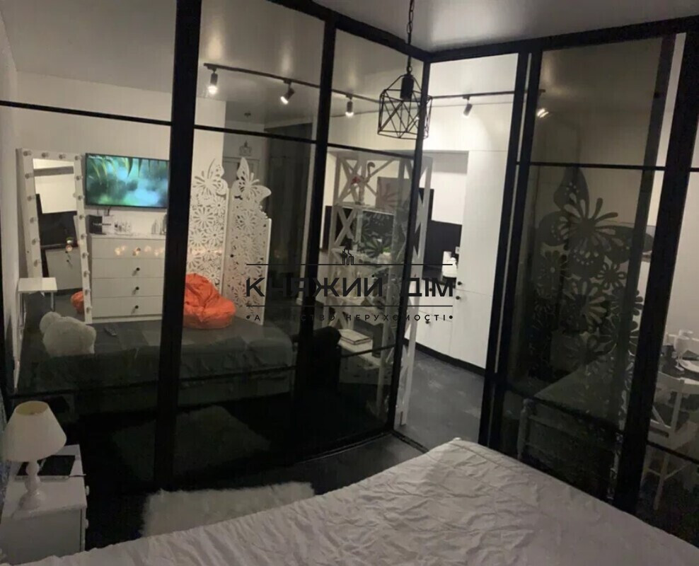 Продаж 1-кімнатної квартири на 1му поверсі в ЖК Комфорт Таун. № 21126558 Київ - зображення 4