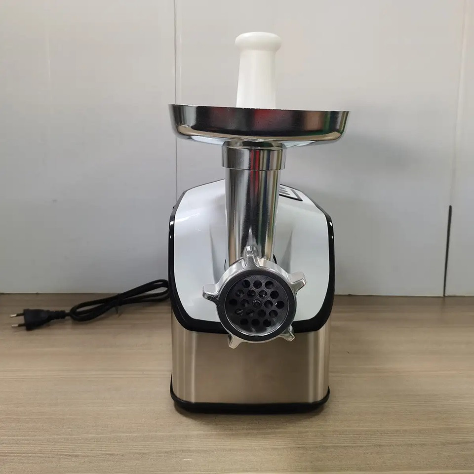 Мясорубка электрическая Grunhelm AMG2634ASSJ 2600 Вт серебристая Київ - зображення 5