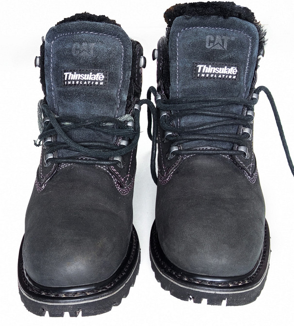 Зимове взуття із шкіри, чобітки чоловічі на хутрі чорні cat розмір 40,5 Вишгород - зображення 2