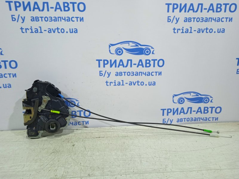 Замок двери передний правый Toyota Avensis T25 1.8 БЕНЗИН 1ZZFE 2002 (б/у) Київ - зображення 1