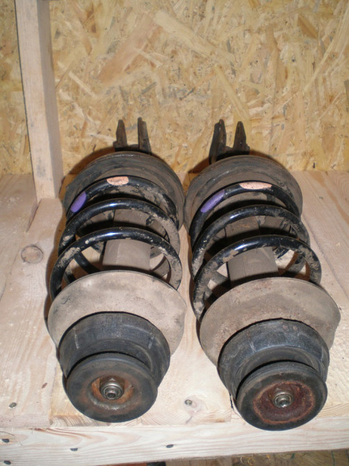 Амортизатор передний (стойка) Renault Trafic 2001-2013 Ковель - изображение 2