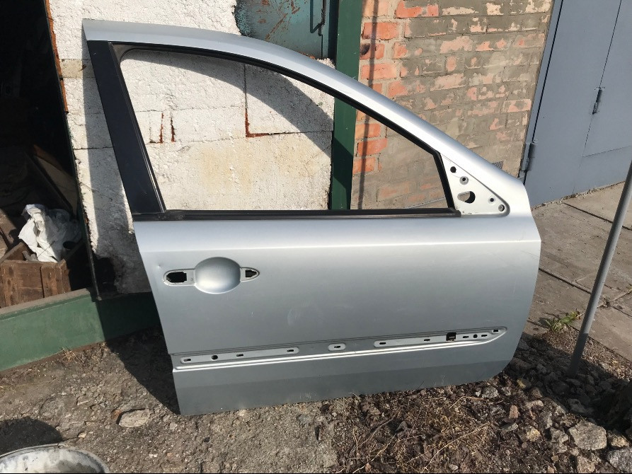 Бу дверь передняя правая Renault Laguna 2, 7751471659, цвет TEB64 Кропивницкий - изображение 1