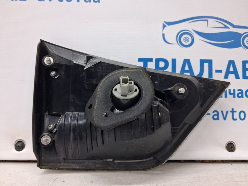 Фонарь задний внутренний правый Mitsubishi Outlander 2007-2012 8331A006 (Арт. 68039) Киев - изображение 4