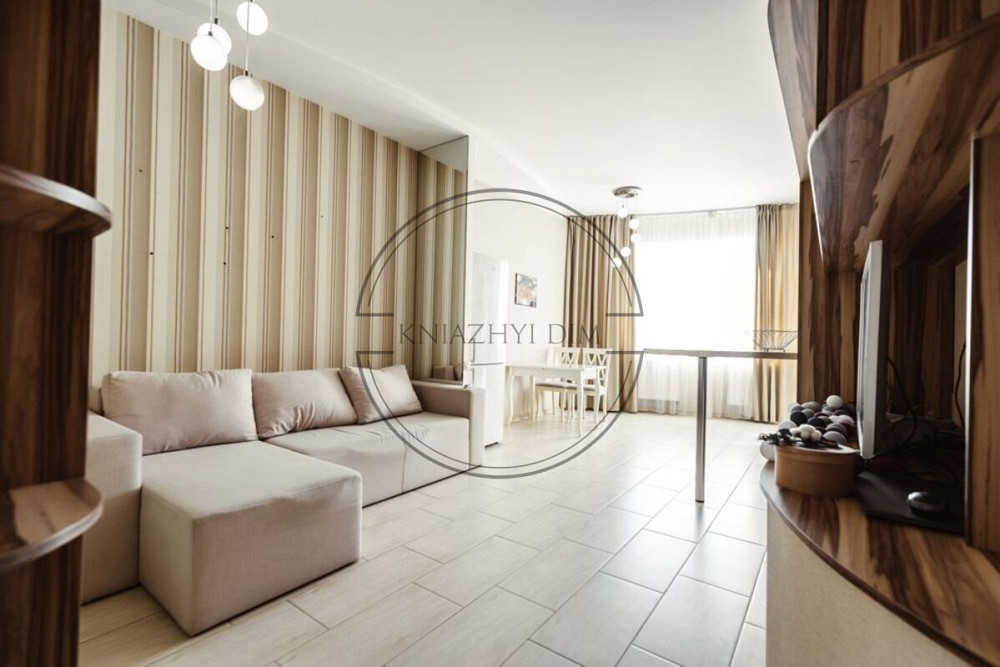 Срочно продам!!! Большая 1-я. кв. в ЖК Изумрудный. Код объекта: 21130175. Київ - зображення 1