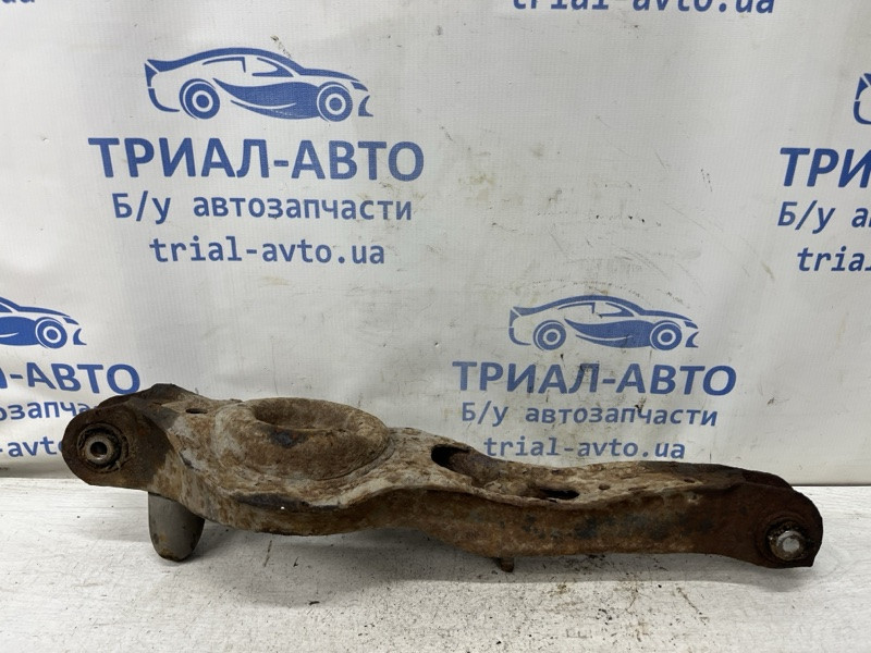 Рычаг задней подвески нижний поперечный (под пружину) Mazda 3 2003-2009 BP4K-28-300E (Арт. 81799) Киев - изображение 1