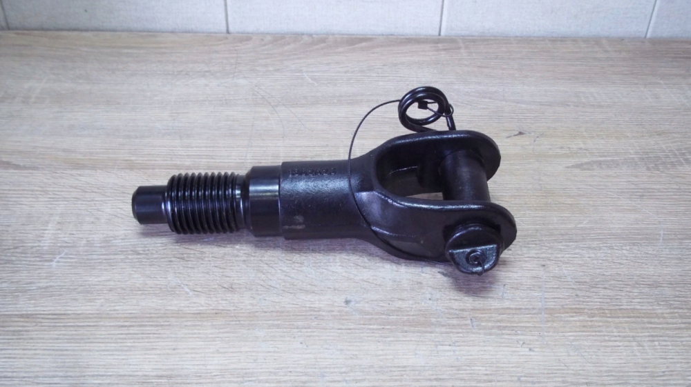 1911626 крюк буксировочный DAF XF 106 Euro 6 Львів - зображення 1