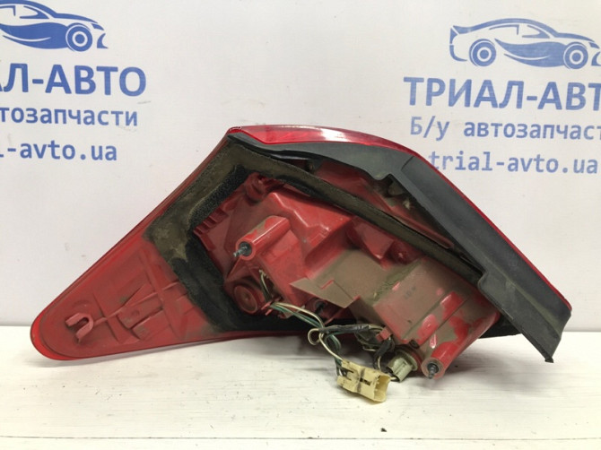 Фонарь задний внешний правый Toyota Rav 4 A30 2.0 БЕНЗИН 1AZFE 2006 (б/у) Київ - зображення 4
