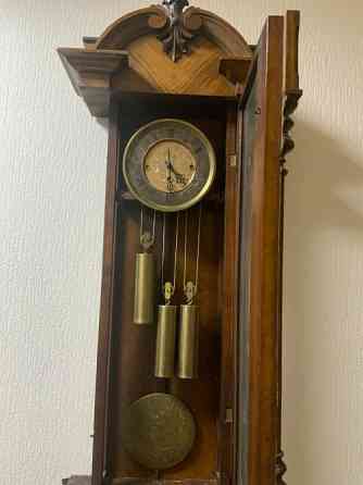 Антикварний настінний годинник з гирями і маятником. Киев