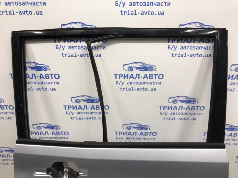 Дверь задняя правая Mitsubishi Pajero Wagon 3 3.2 ДИЗЕЛЬ 4M41 1999 (б/у) Киев - изображение 2