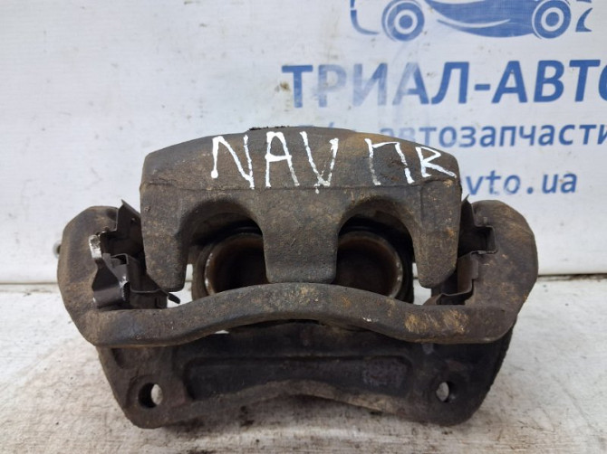 Суппорт передний правый Nissan Navara D40 2.5 DIESEL YD25DDTI 2004 (б/у) Киев - изображение 2