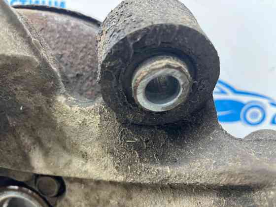 Цапфа задняя левая со ступицей Hyundai Santa fe CM 2.2 DIESEL D4HB 2005 (б/у) Київ