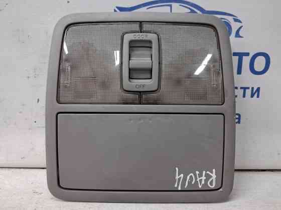 Плафон передний Toyota RAV 4 2005-2016 8126042010 (Арт. 62056) Київ