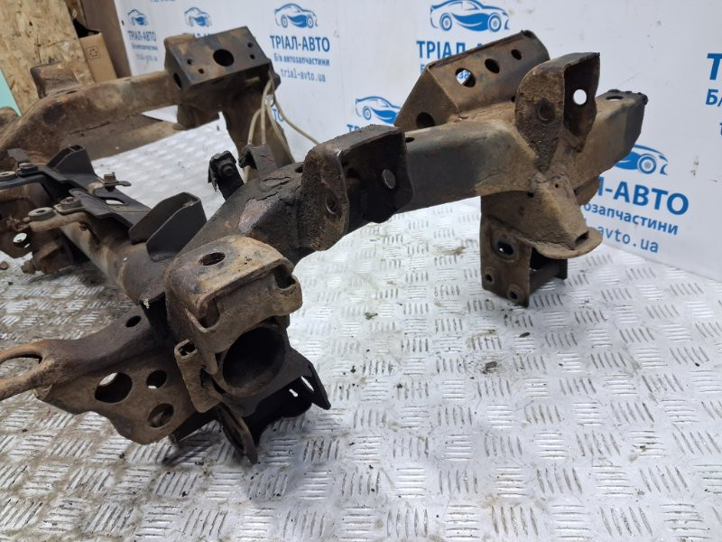 Балка передней подвески Mitsubishi Pajero Wagon 3 3.2 ДИЗЕЛЬ 4M41 1999 (б/у) Київ - зображення 3